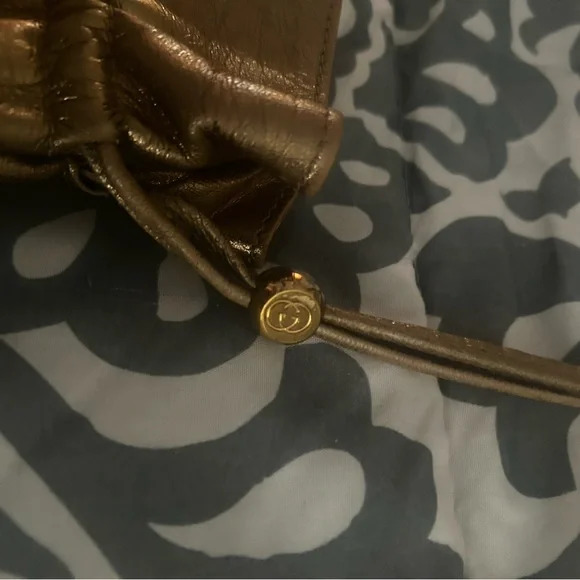 Vintage Gucci Crossbody Bag - Picture 8 of 14